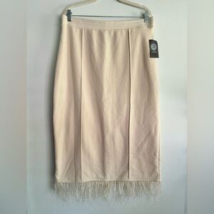 NWT Vince Camuto‎ New Romantic Feather Trim Beige Midi Straight Skirt Size L